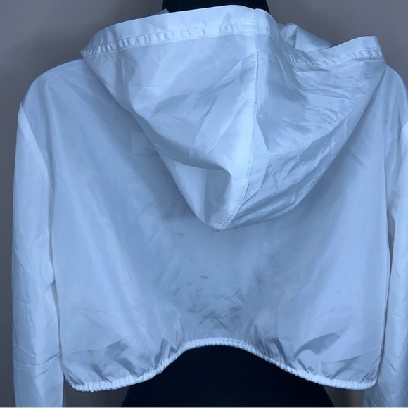SIZE 6 SHEIN WHITE CROPPED HOODIE LONG SLEEVE NEUTRAL LIGHTWEIGHT - Picture 5 of 9